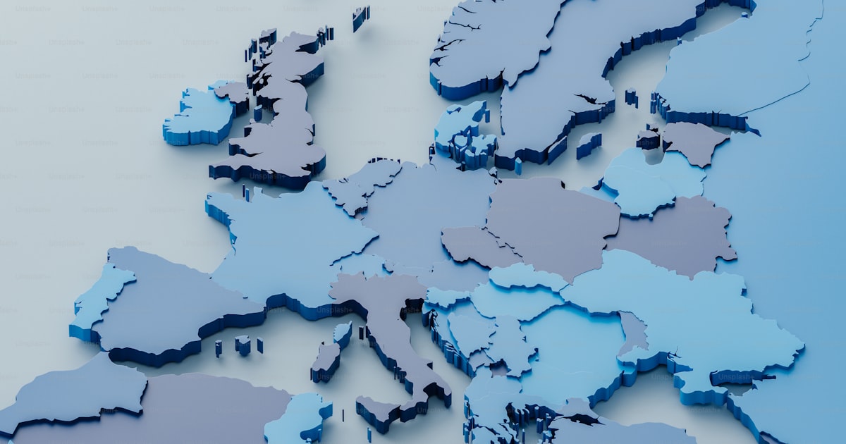 Banderas de la Unión Europea con documentos de compliance